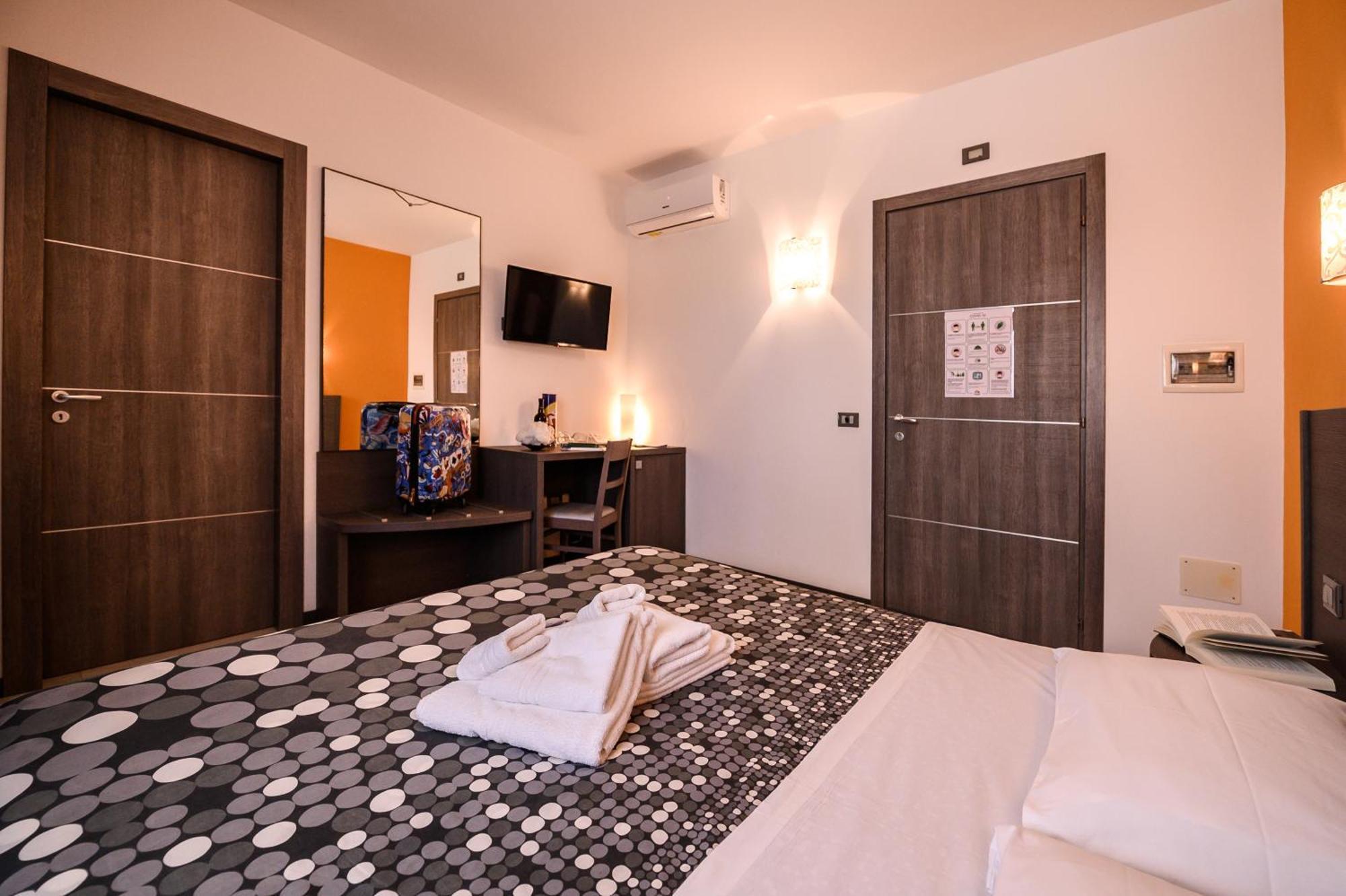 Hotel Rainbow Resort Marsala Buitenkant foto