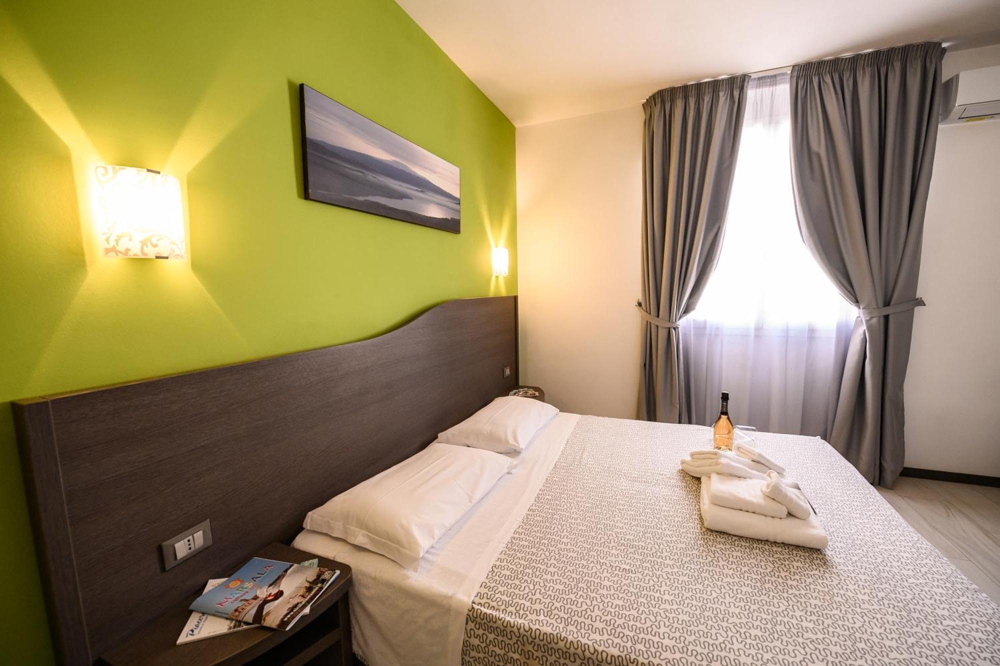 Hotel Rainbow Resort Marsala Buitenkant foto