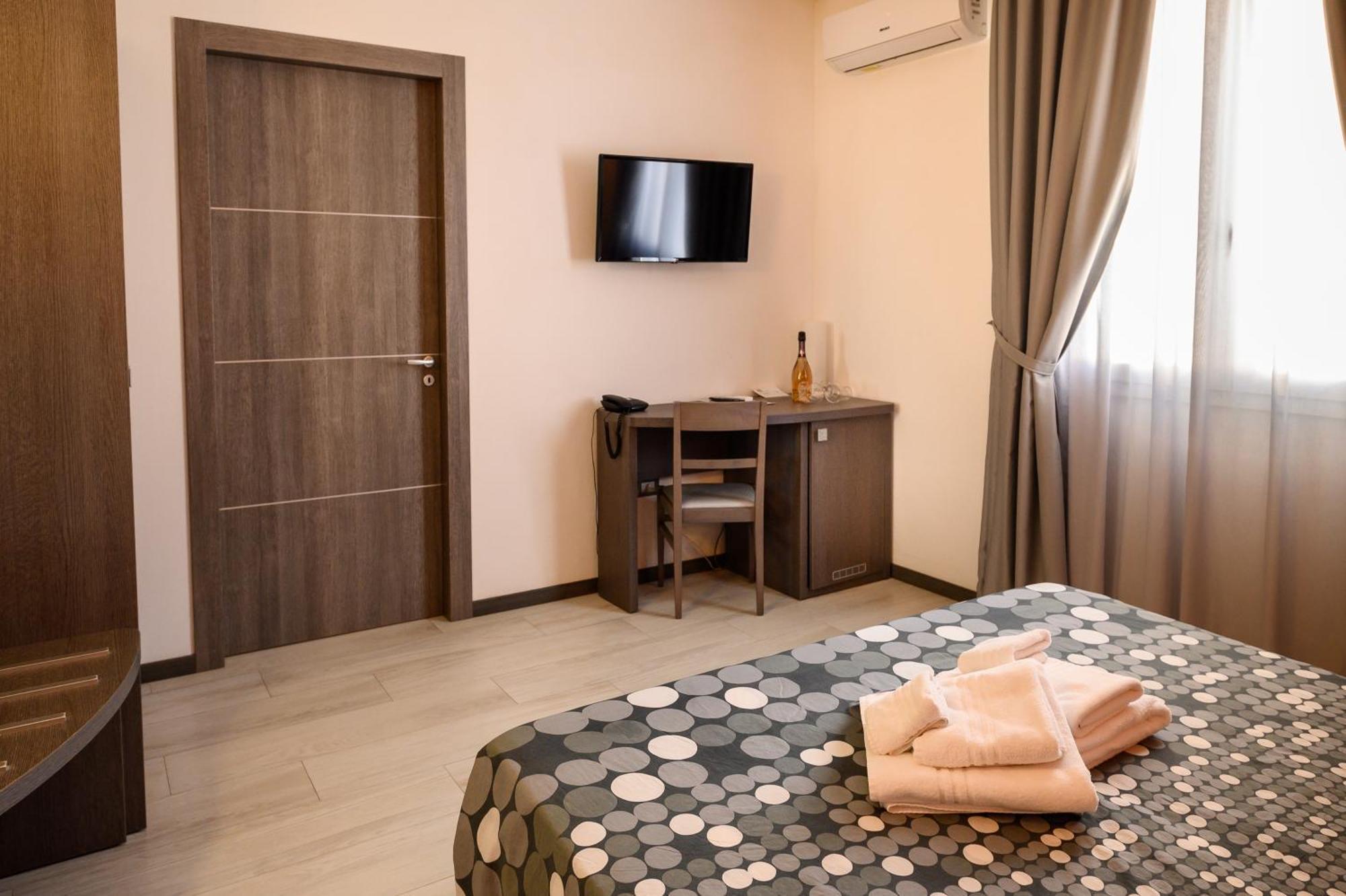 Hotel Rainbow Resort Marsala Buitenkant foto